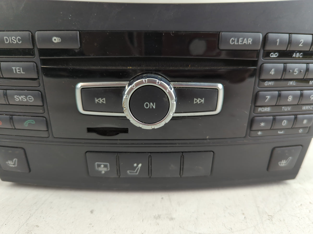 2013 Chrysler E Class Radio AM FM Cd Player Receiver Replacement P/N:A 212 900 58 18 Fits OEM Used Auto Parts - Oemusedautop