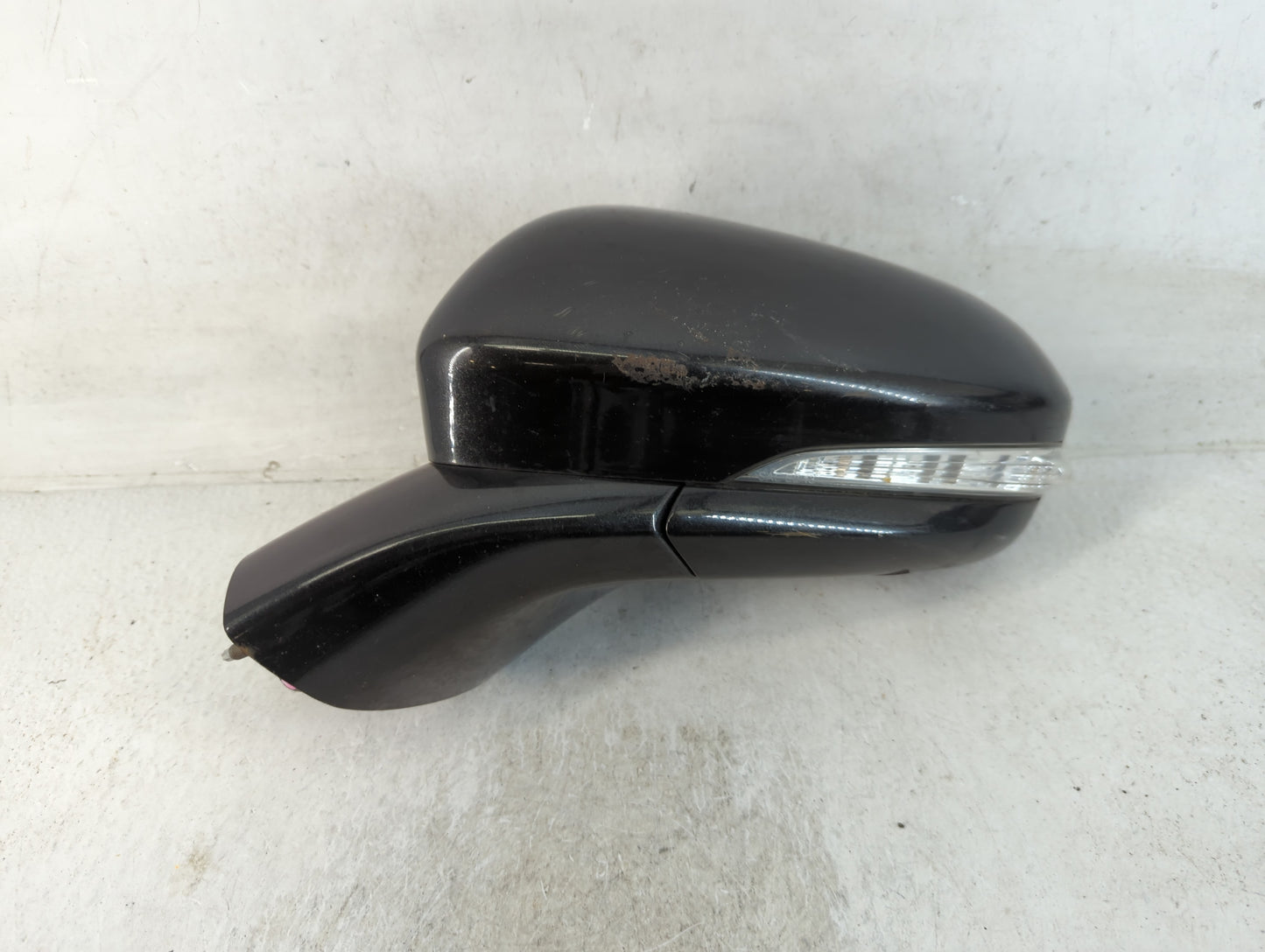 2013 Chrysler Magnum Passenger Side View Mirror - Right Door Mirror OEM Used - Oemusedautoparts1.com