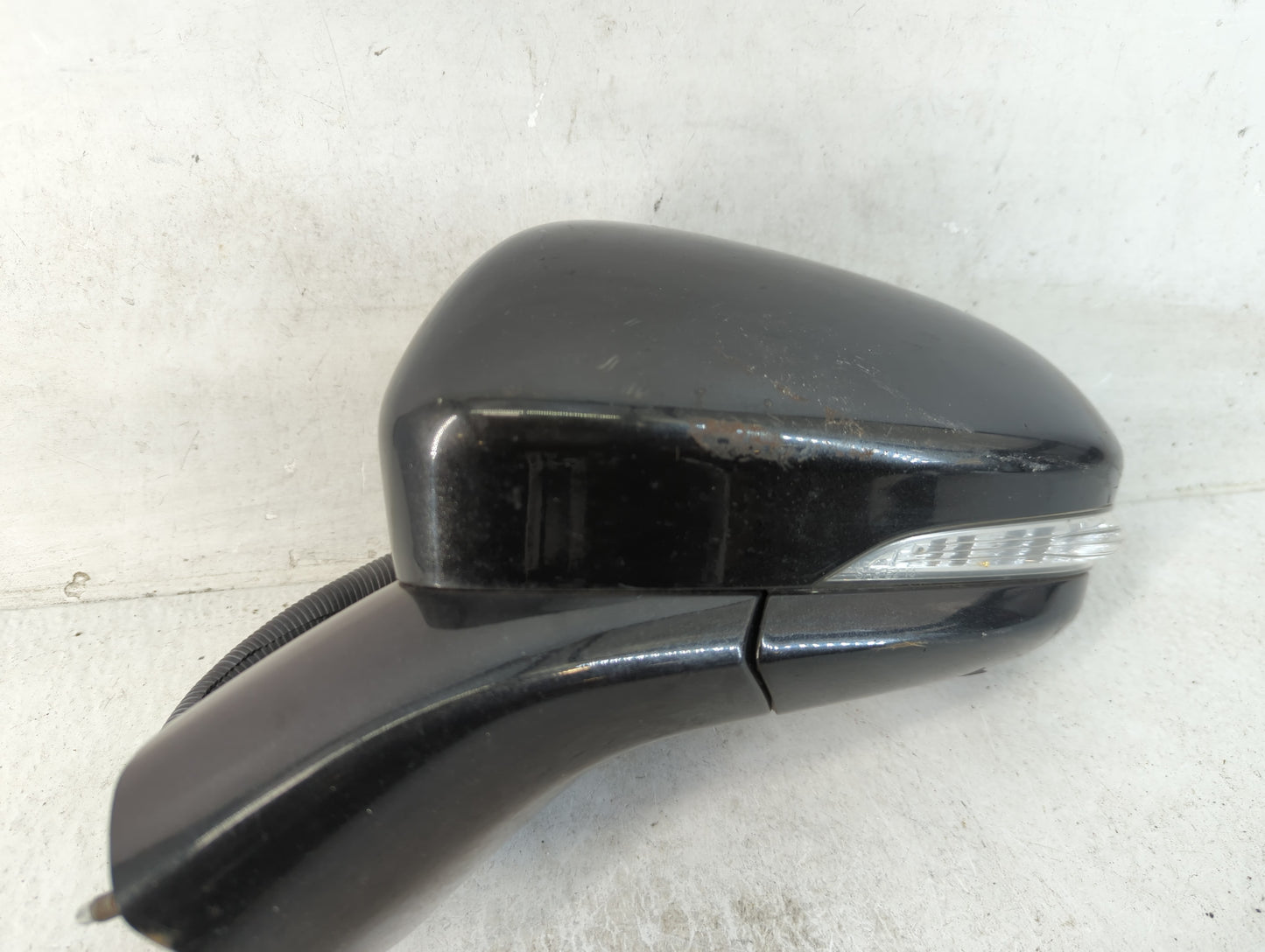 2013 Chrysler Magnum Passenger Side View Mirror - Right Door Mirror OEM Used - Oemusedautoparts1.com