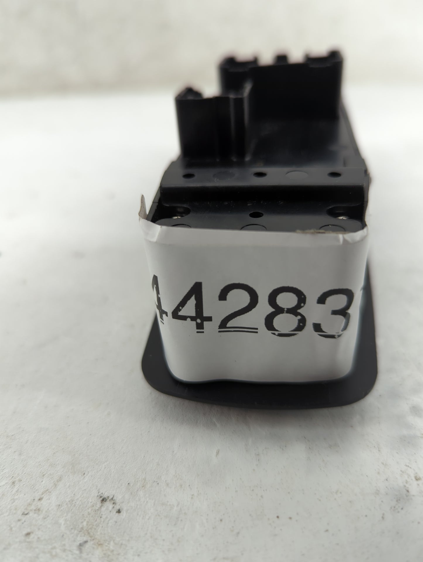 2013 Chrysler Town and Country Master Power Window Switch Replacement Driver Side Left Fits OEM Used Auto Parts - Oemusedaut