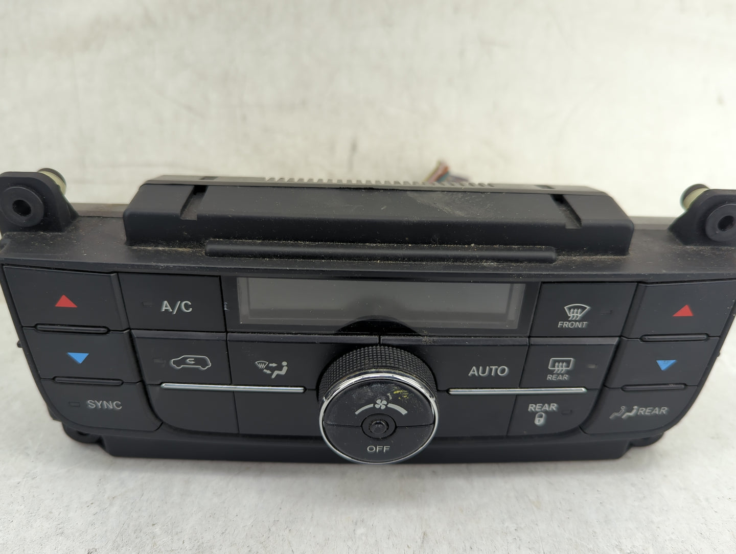 2013 Chrysler Town and Country Climate Control Module Temperature AC/Heater Replacement P/N:55111236AF 5HB010802-34 Fits OEM