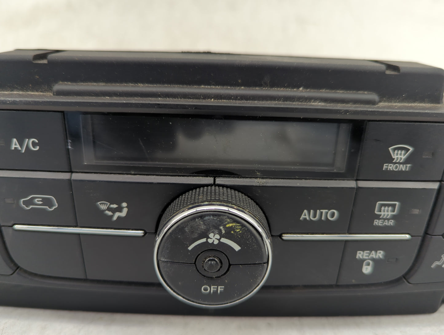 2013 Chrysler Town and Country Climate Control Module Temperature AC/Heater Replacement P/N:55111236AF 5HB010802-34 Fits OEM