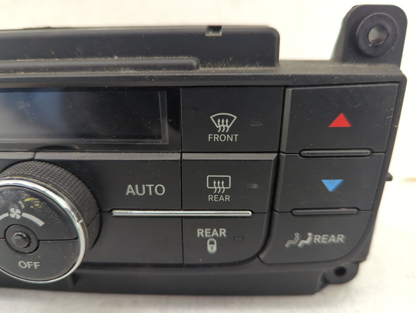 2013 Chrysler Town and Country Climate Control Module Temperature AC/Heater Replacement P/N:55111236AF 5HB010802-34 Fits OEM