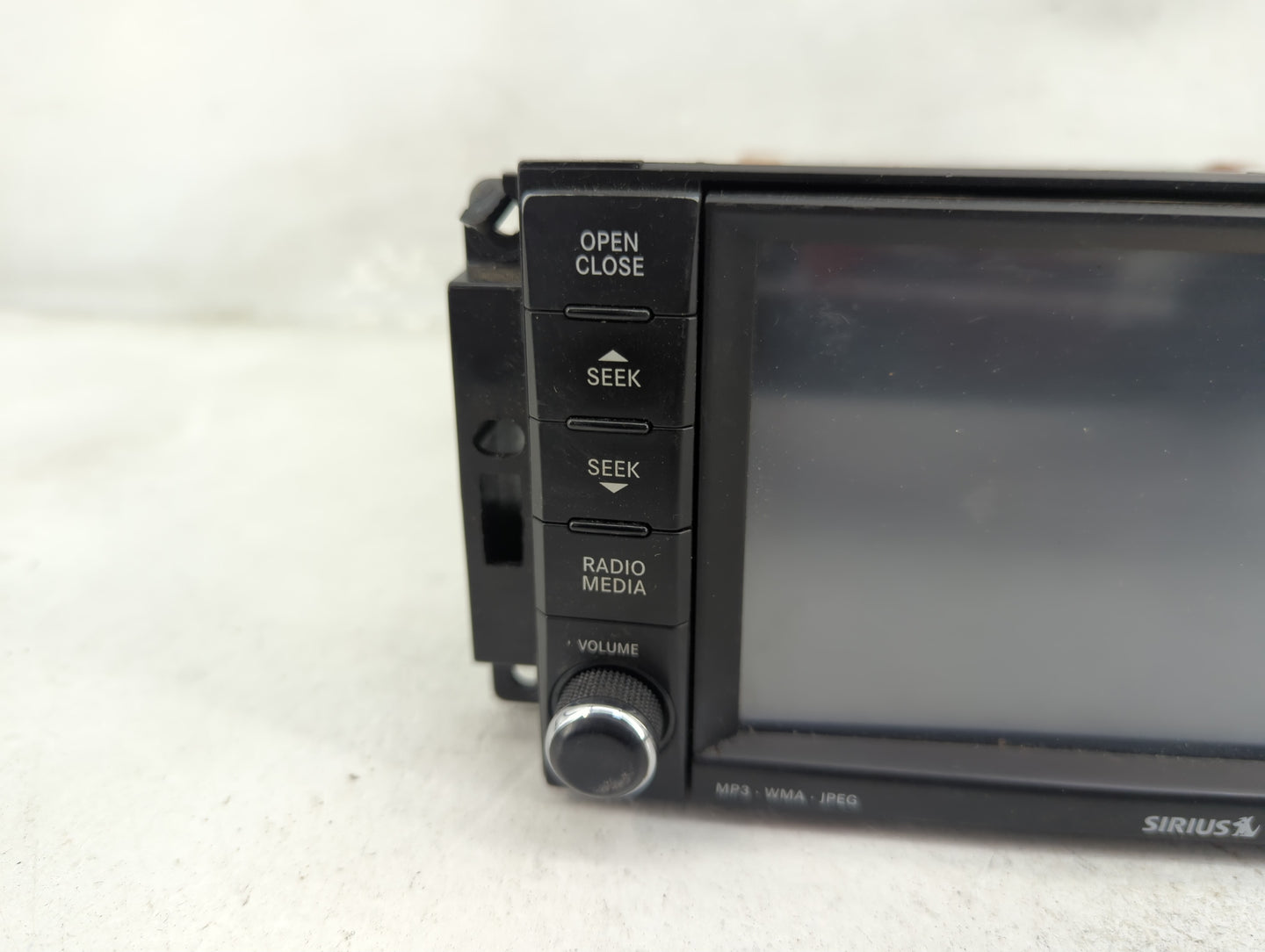 2013 Chrysler Town and Country Radio AM FM Cd Player Receiver Replacement P/N:5064759AC NTG4 REN Fits OEM Used Auto Parts - 