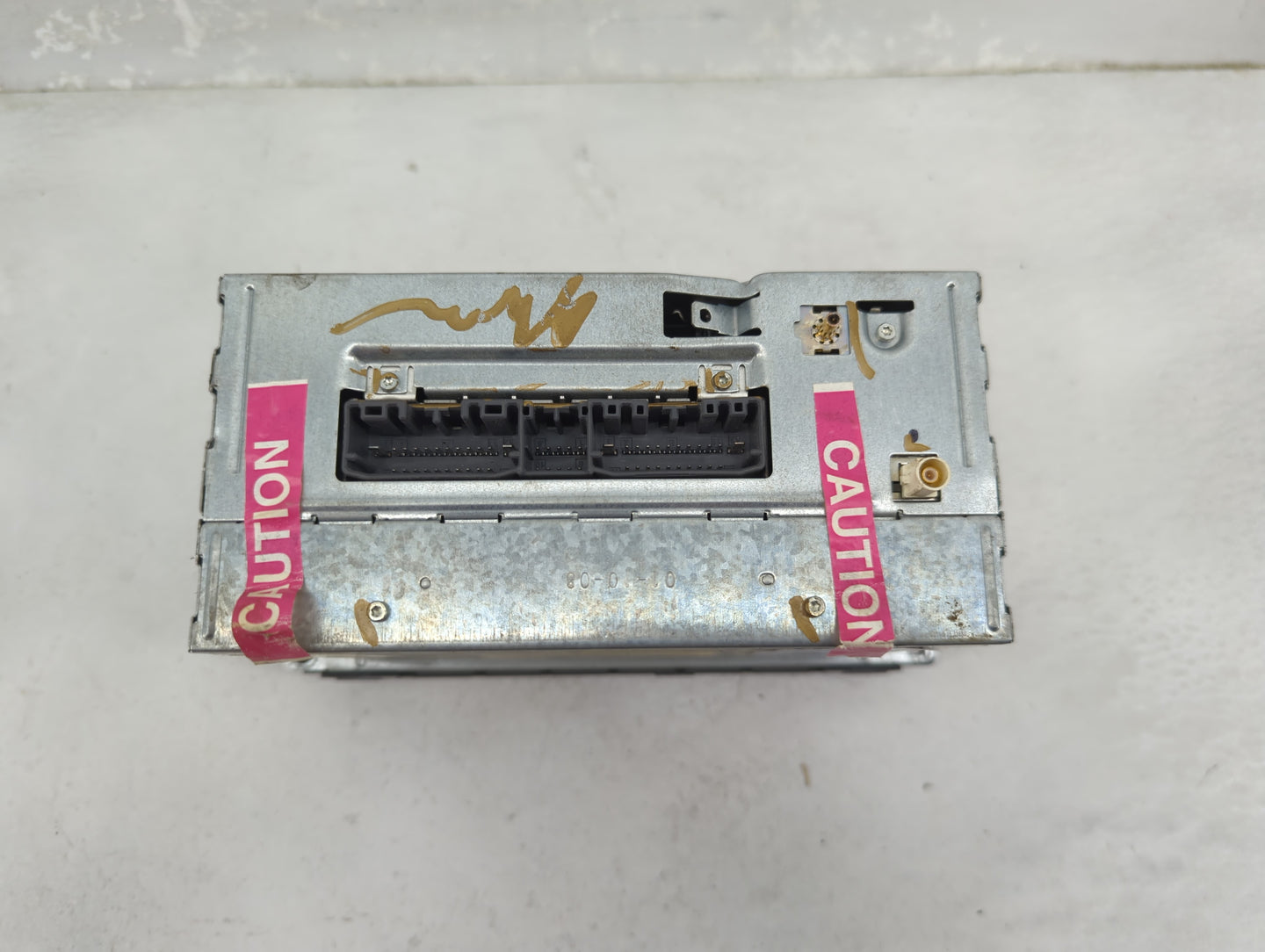 2013 Chrysler Town and Country Radio AM FM Cd Player Receiver Replacement P/N:5064759AC NTG4 REN Fits OEM Used Auto Parts - 