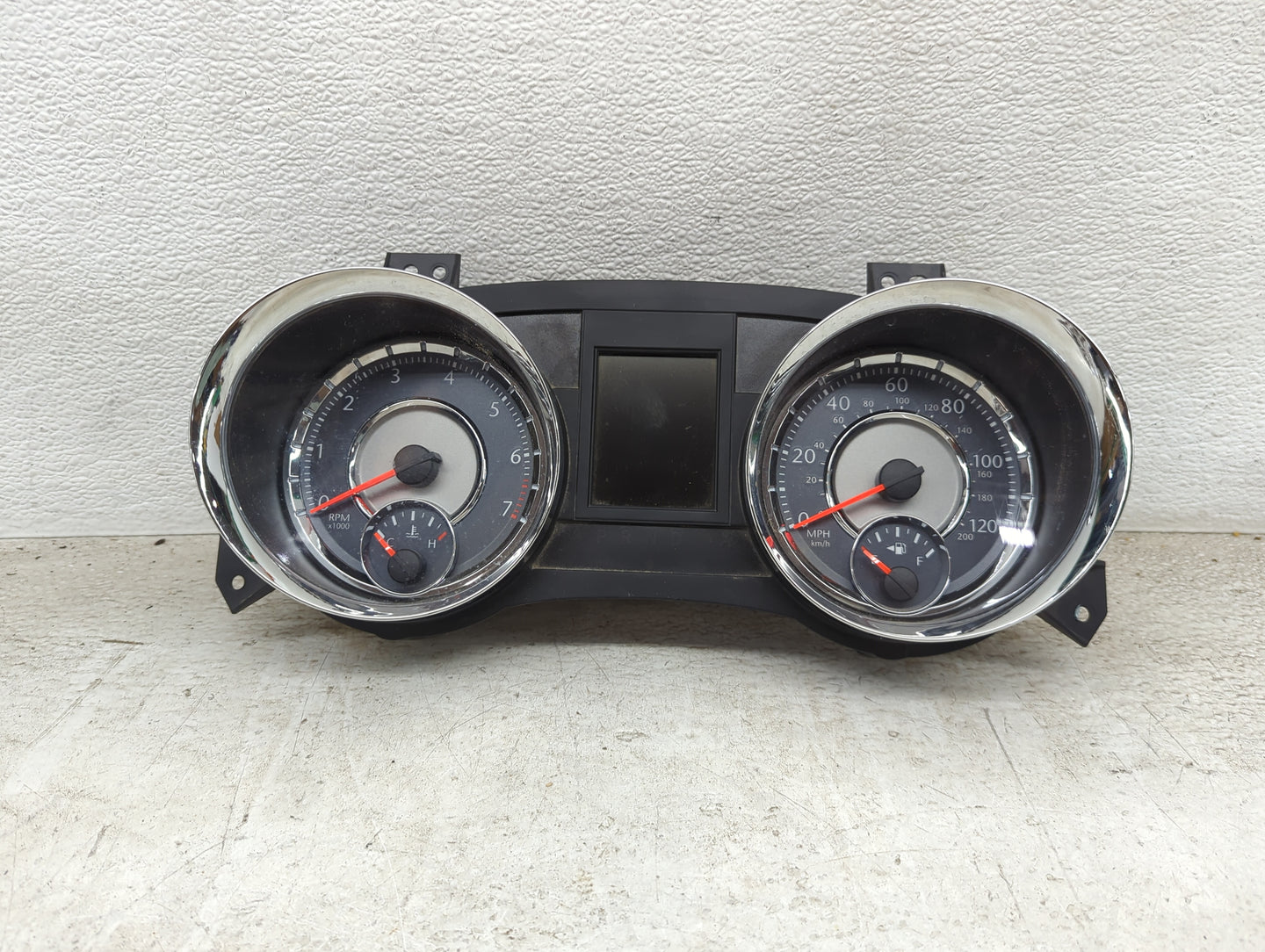 2013 Chrysler Town and Country Instrument Cluster Speedometer Gauges P/N:P05091634AA A2C30086504 Miles: Fits OEM Used Auto P