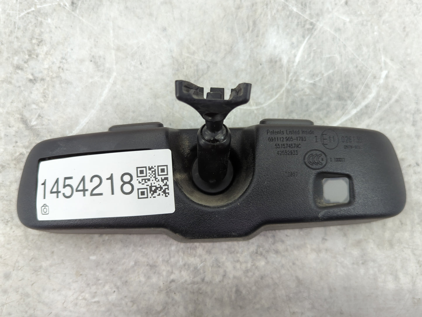 2013 Chrysler Town And Country Interior Rear View Mirror Oem - Oemusedautoparts1.com