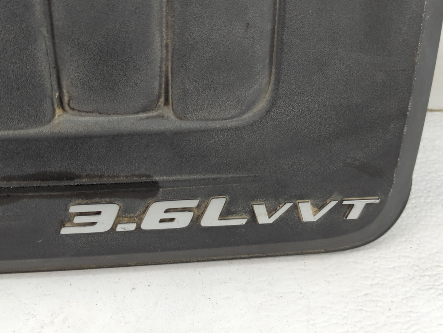 2013 Chrysler Town And Country Engine Cover Black 1457399 - Oemusedautoparts1.com