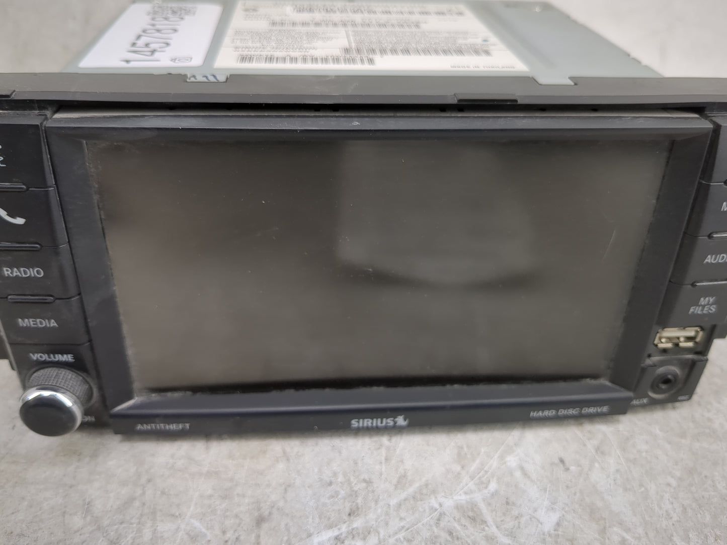 2013 Chrysler Town and Country Radio AM FM Cd Player Receiver Replacement P/N:P05091327AC Fits OEM Used Auto Parts - Oemused