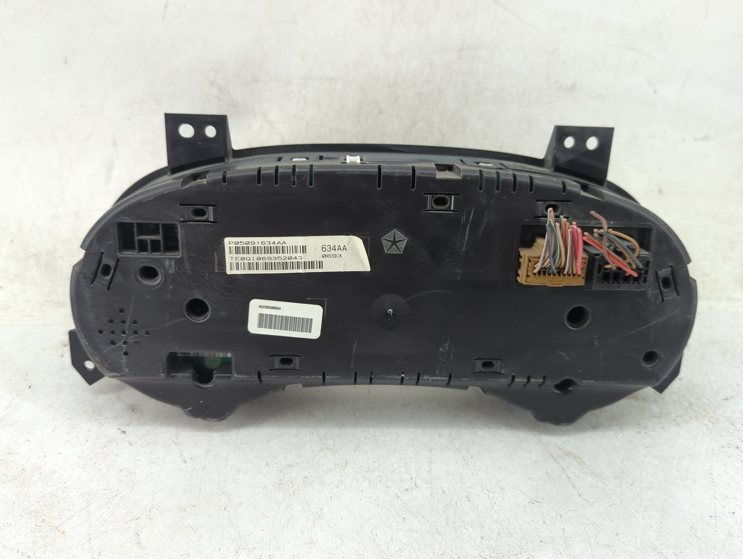 2013 Chrysler Town and Country Instrument Cluster Speedometer Gauges P/N:P05091634AA Miles: Fits OEM Used Auto Parts - Oemus