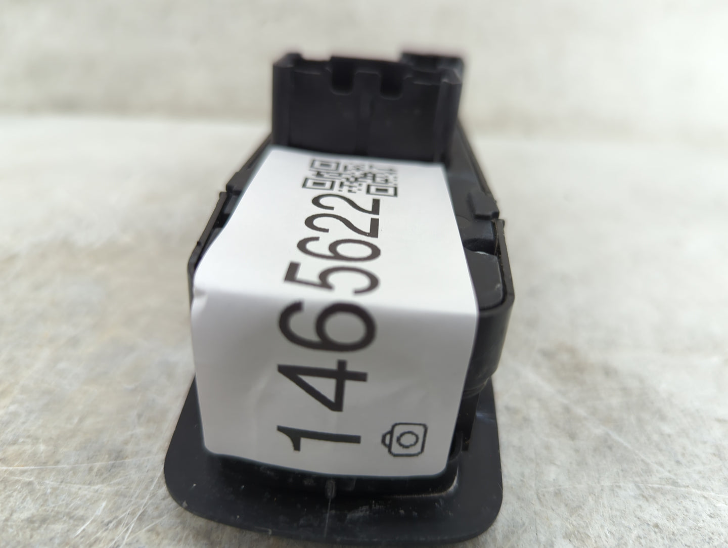 2013 Chrysler Town and Country Master Power Window Switch Replacement Driver Side Left P/N:68110871AA Fits OEM Used Auto Par
