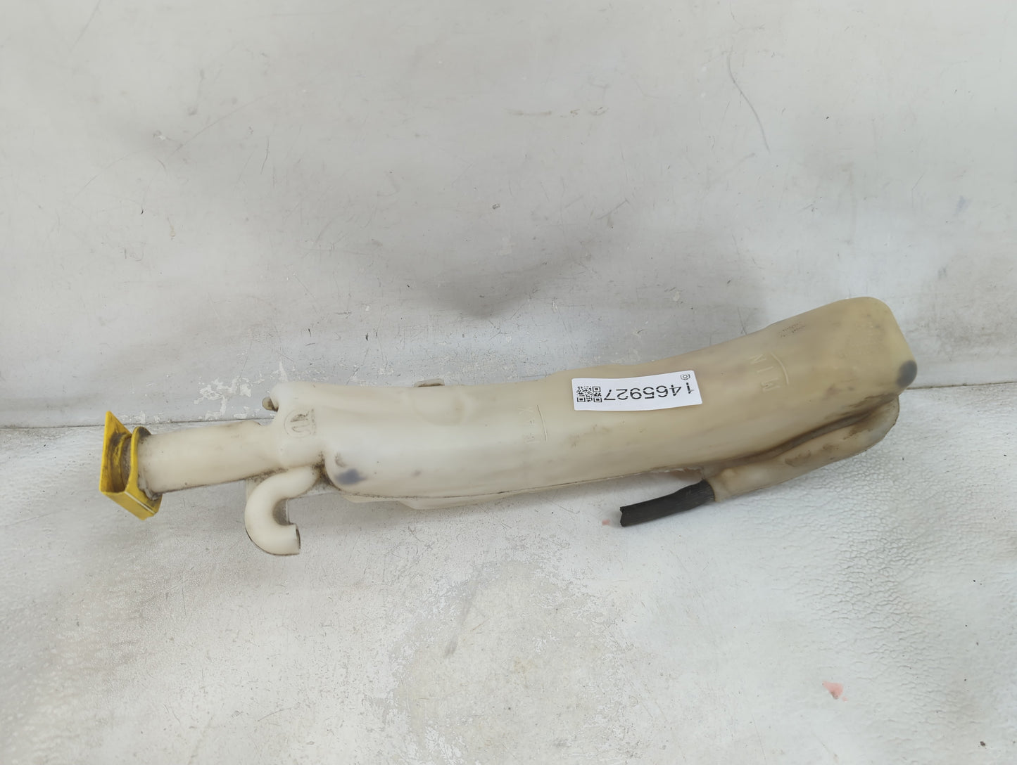 Town And Country Radiator Coolant Overflow Expansion Tank Bottle 1465927 - Oemusedautoparts1.com