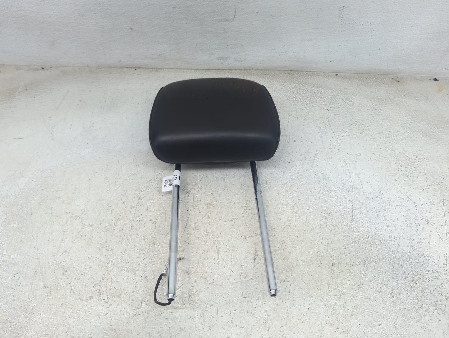 2013 Chrysler Town And Country Headrest Head Rest Front Driver Seat - Oemusedautoparts1.com