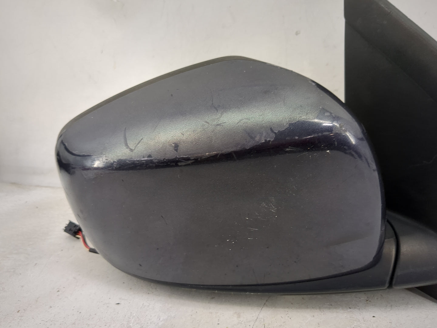 2013 Chrysler Town and Country Passenger Side View Mirror - Right Door Mirror OEM Used - Oemusedautoparts1.com