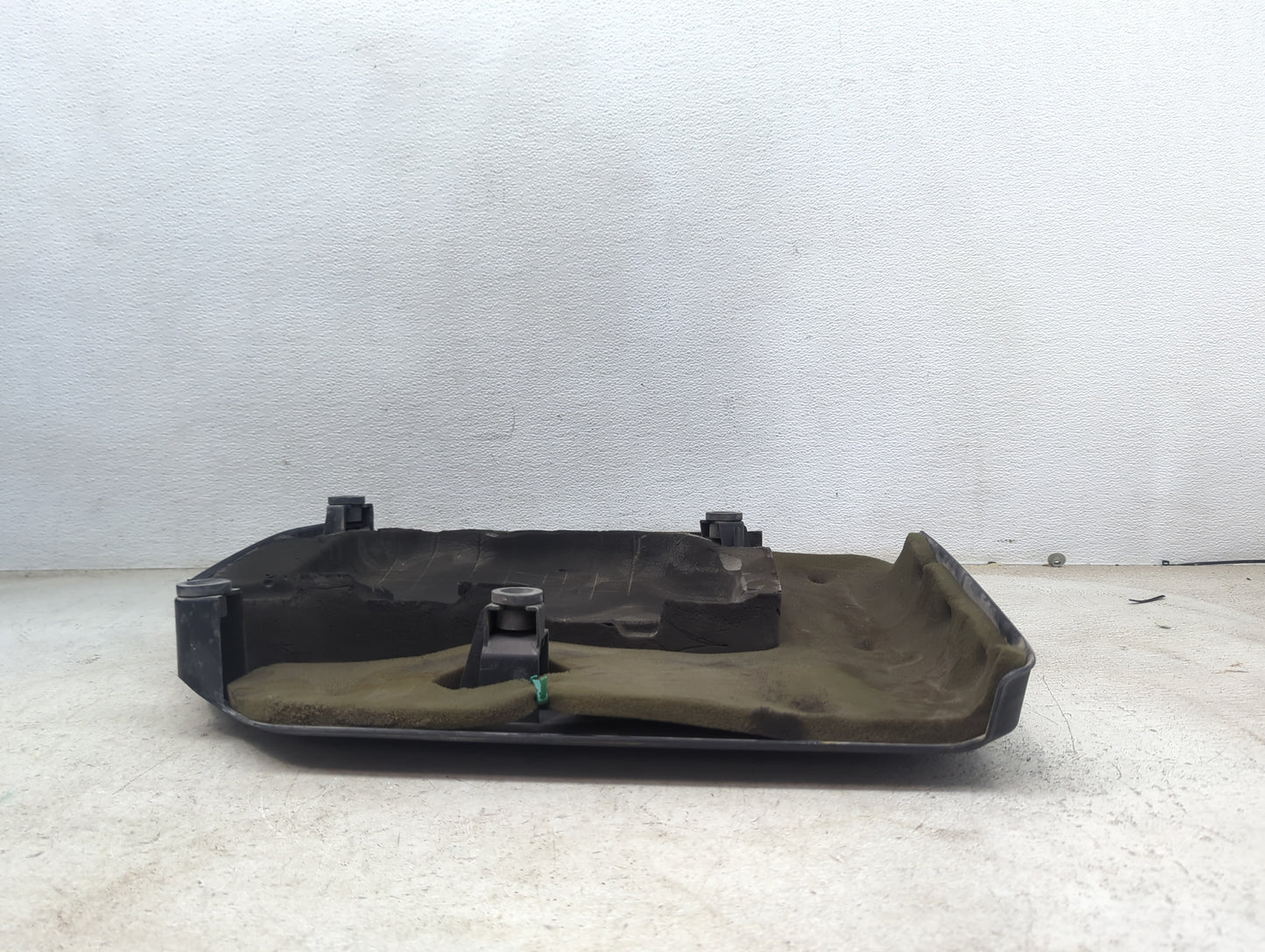 2013 Chrysler Town And Country Engine Cover Black 1479305 - Oemusedautoparts1.com