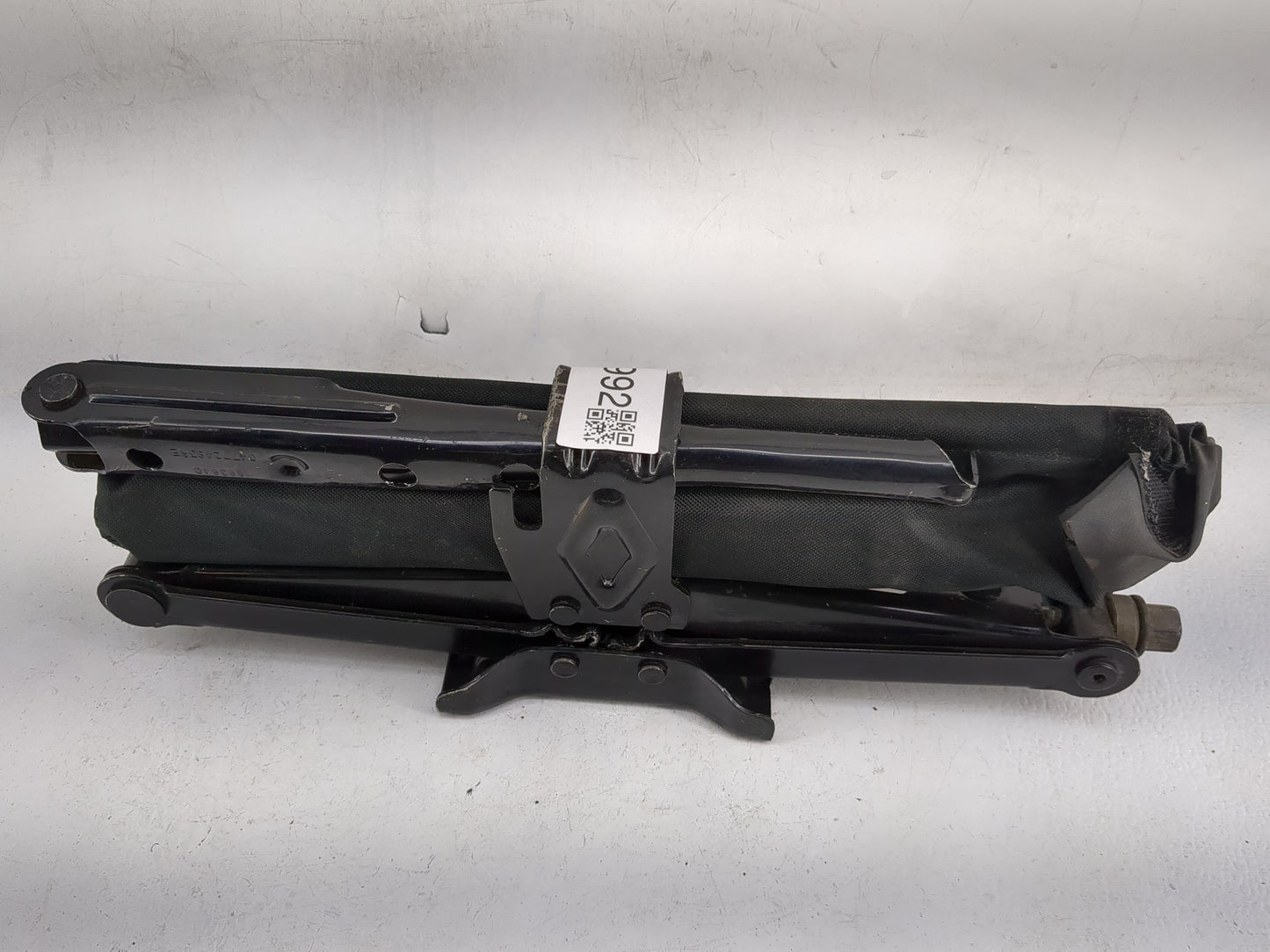 2013 Chrysler Town And Country Spare Scissor Car Jack - Oemusedautoparts1.com