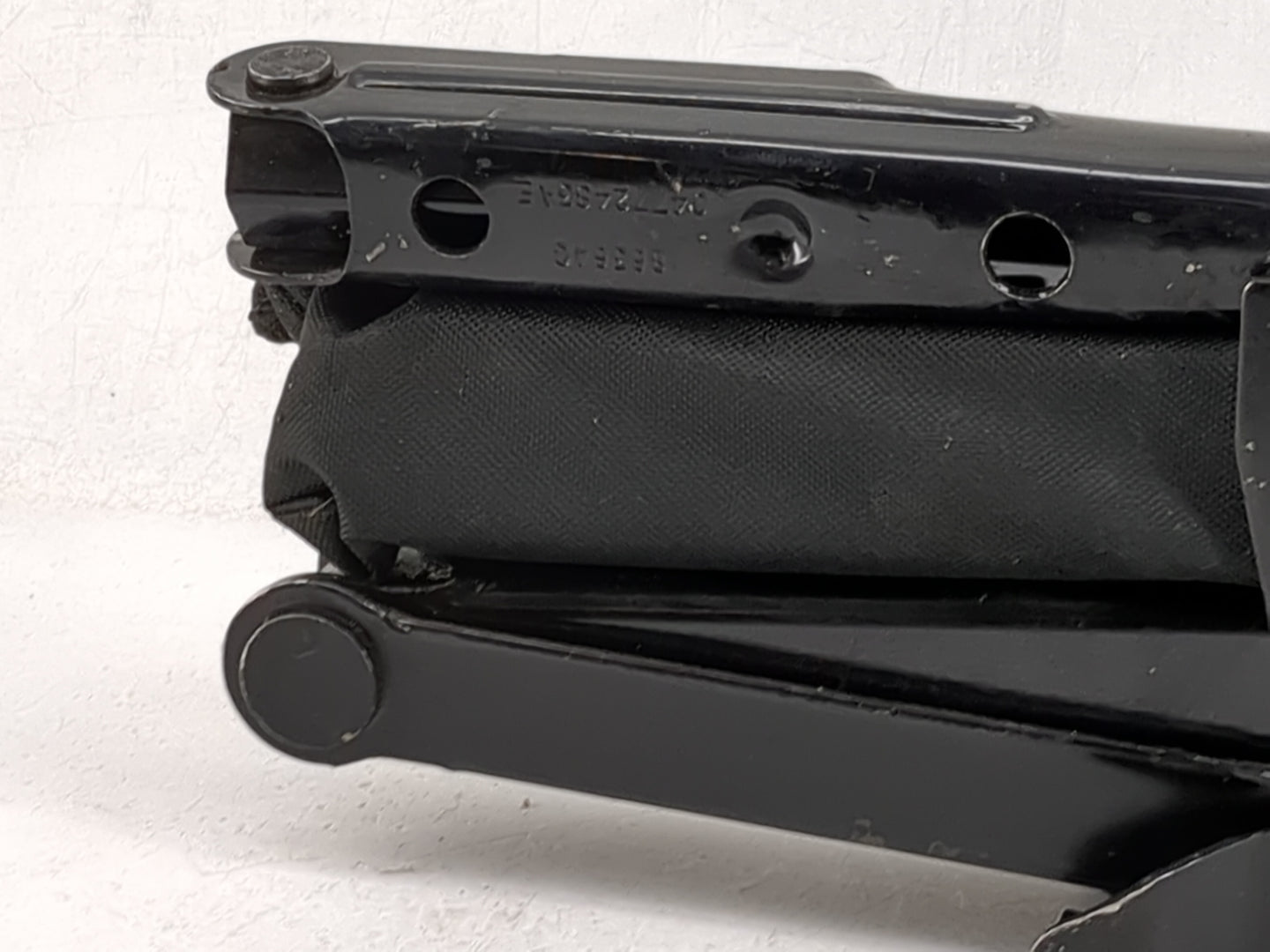 2013 Chrysler Town And Country Spare Scissor Car Jack - Oemusedautoparts1.com
