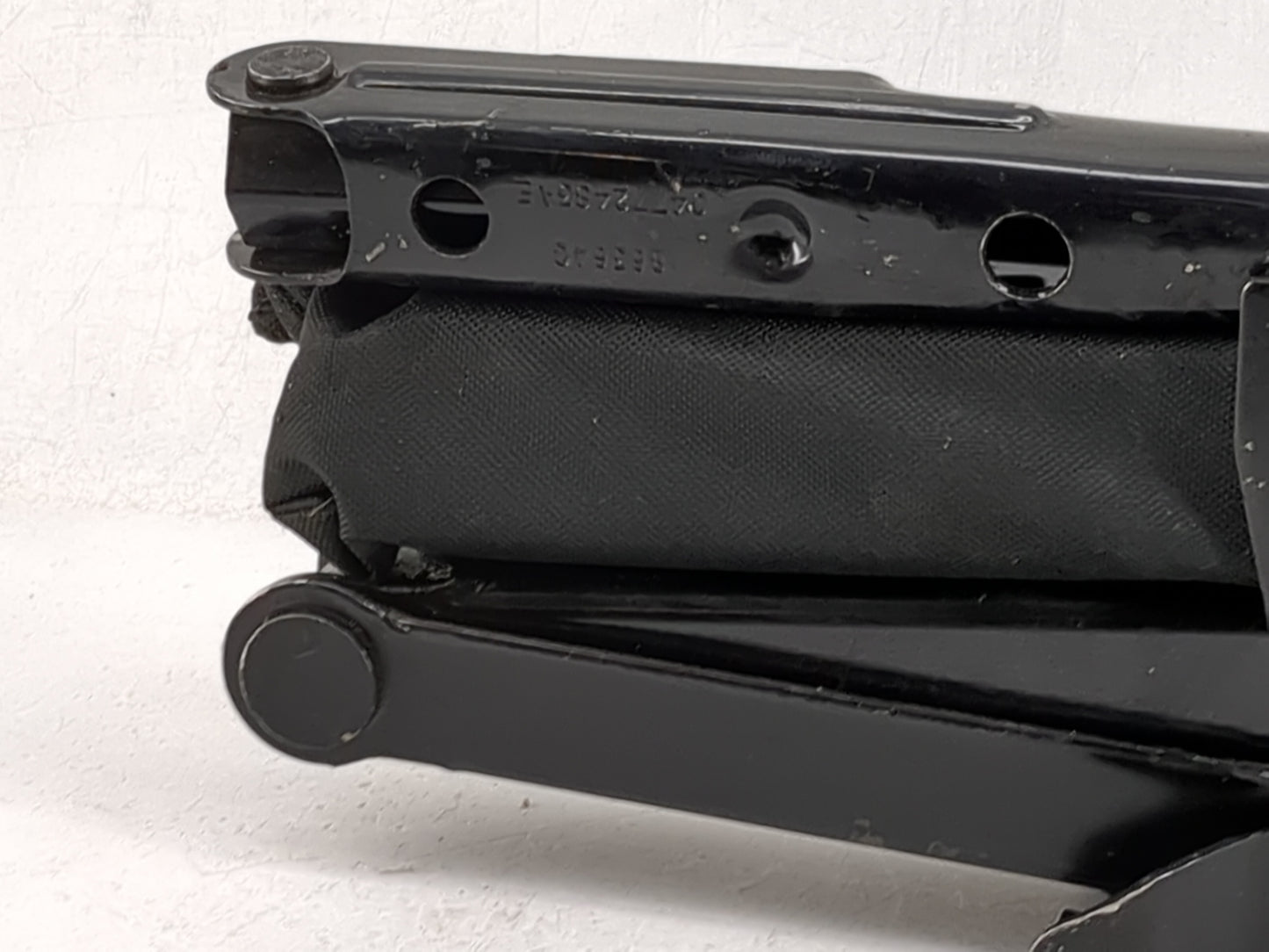 2013 Chrysler Town And Country Spare Scissor Car Jack - Oemusedautoparts1.com