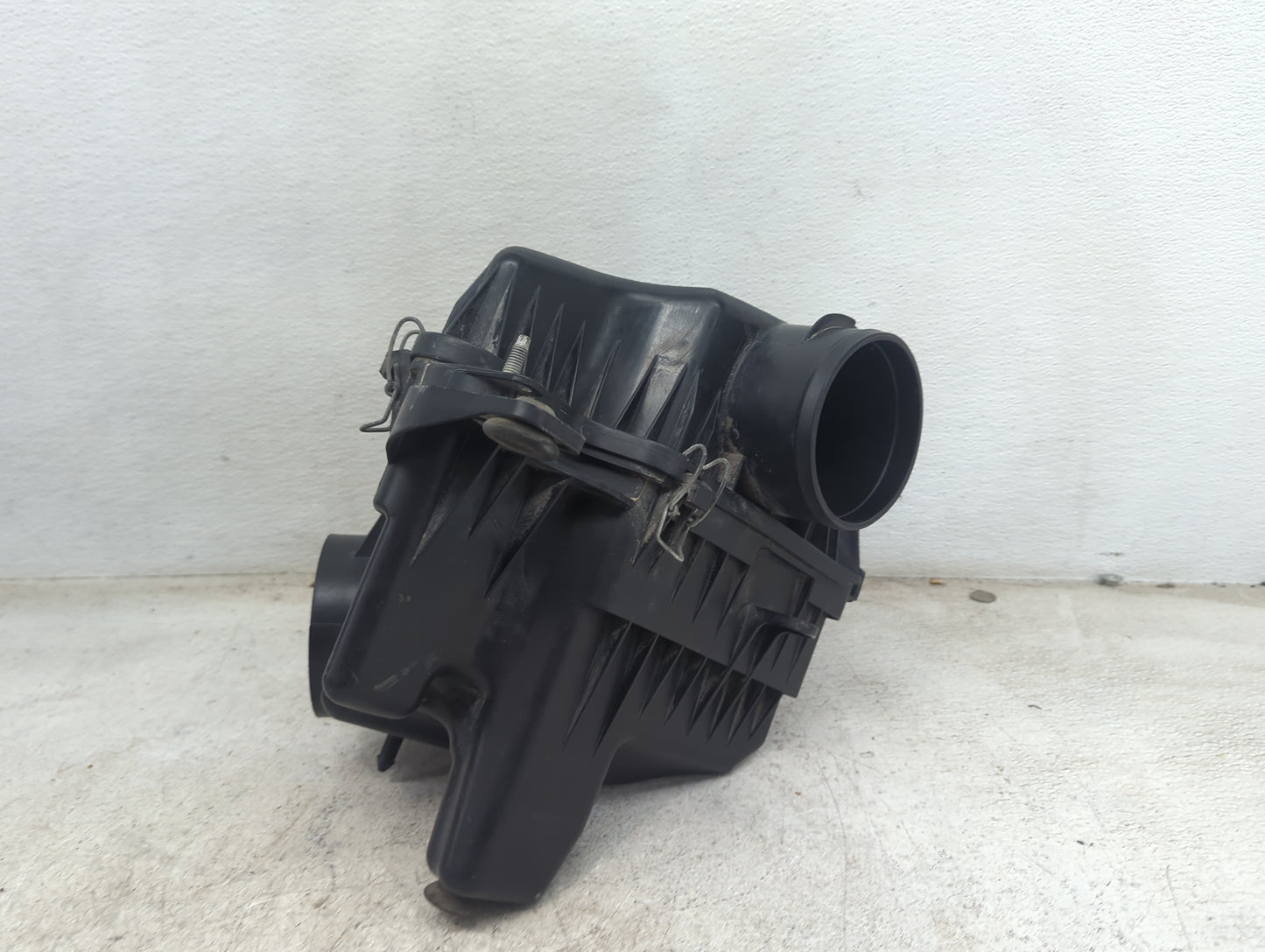 Chrysler Town And Country Air Cleaner Intake-duct Hose Tube 1481300 - Oemusedautoparts1.com