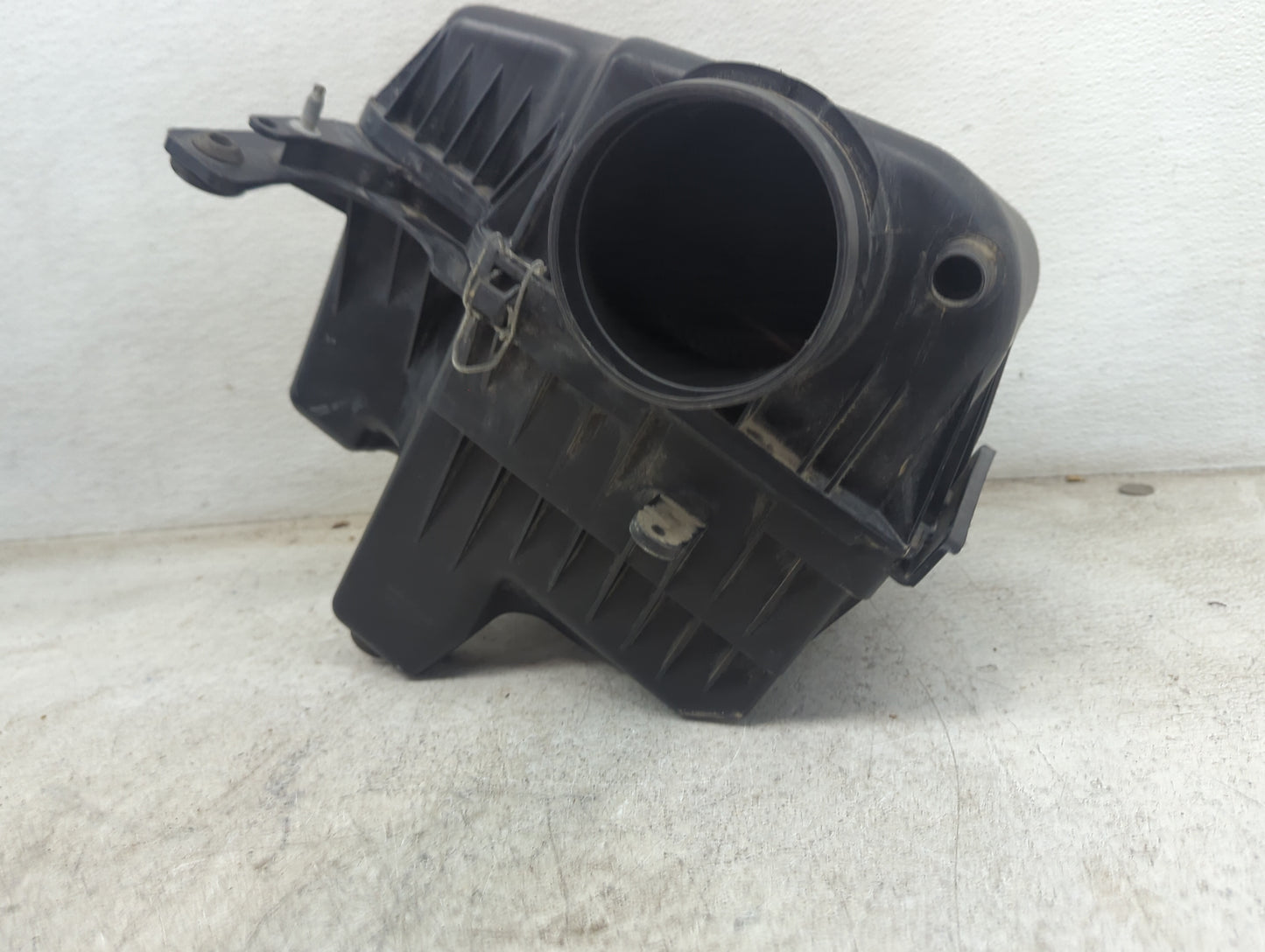 Chrysler Town And Country Air Cleaner Intake-duct Hose Tube 1481300 - Oemusedautoparts1.com