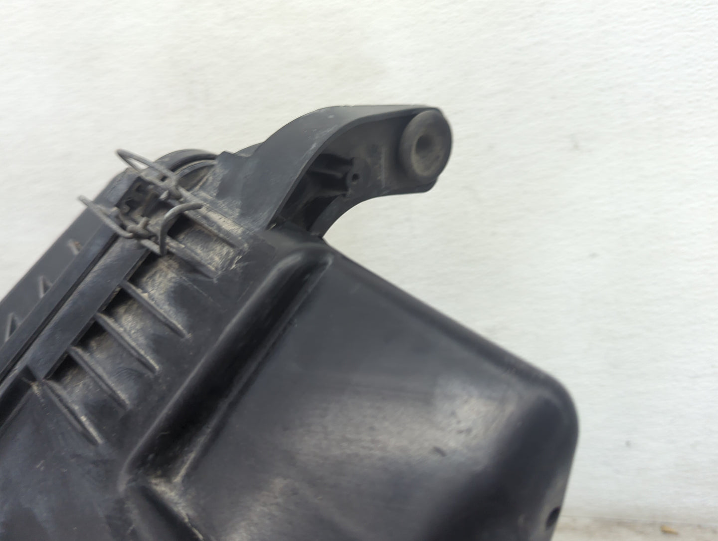 Chrysler Town And Country Air Cleaner Intake-duct Hose Tube 1481300 - Oemusedautoparts1.com