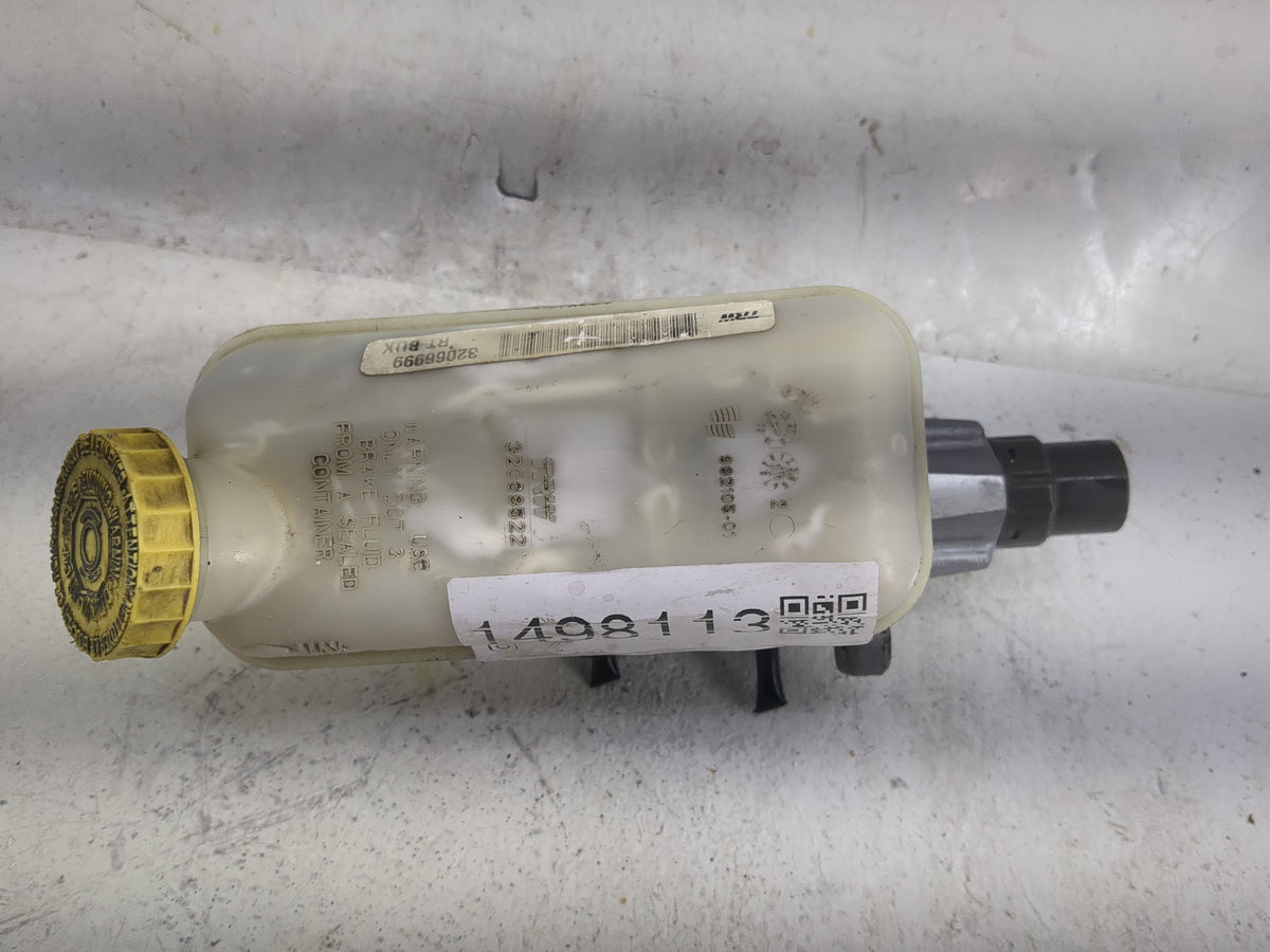 Chrysler Town And Country Brake Master Cylinder 1498113 - Oemusedautoparts1.com