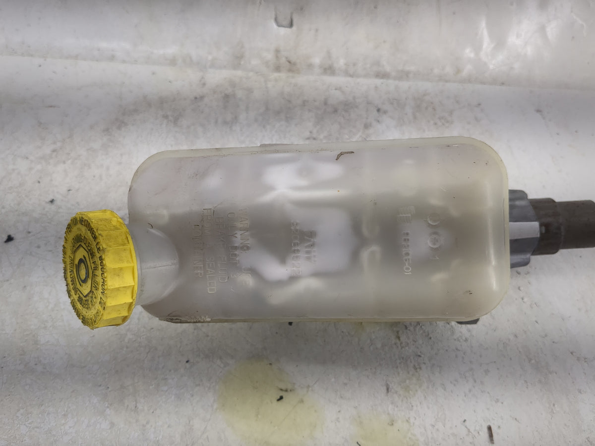 Chrysler Town And Country Brake Master Cylinder 1498323 - Oemusedautoparts1.com