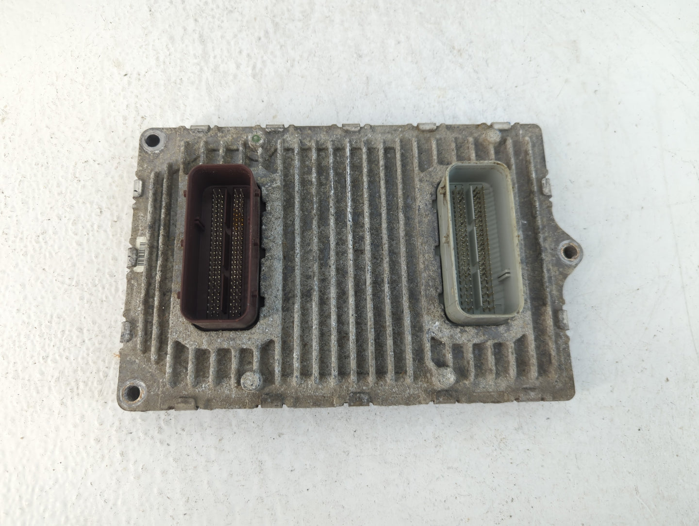 2013 Chrysler Town & Country PCM Engine Control Computer ECU ECM PCU OEM P/N:P05150724AC Fits OEM Used Auto Parts - Oemuseda