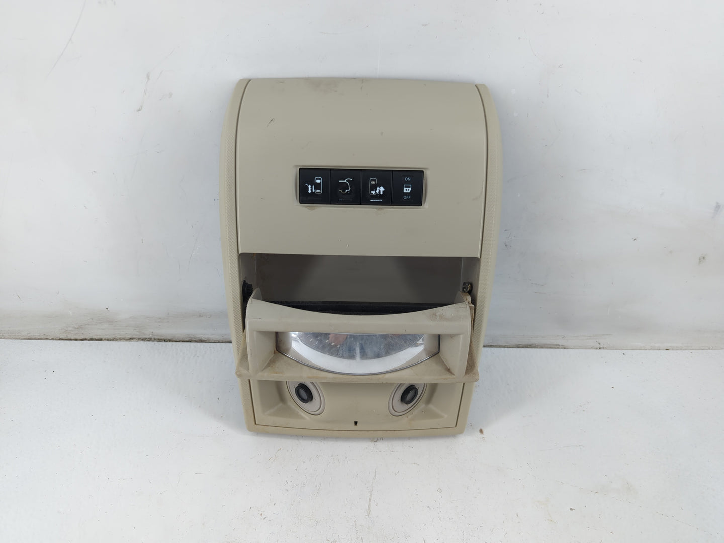 2013 Chrysler Town & Country Overhead Roof Console - Oemusedautoparts1.com
