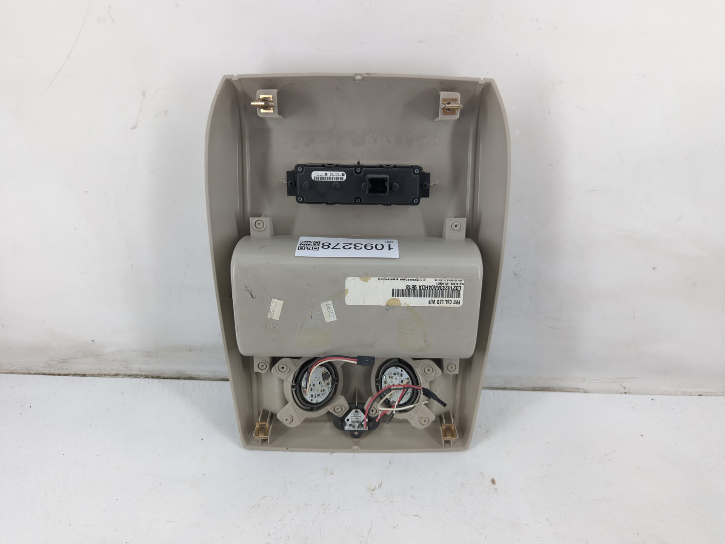 2013 Chrysler Town & Country Overhead Roof Console - Oemusedautoparts1.com