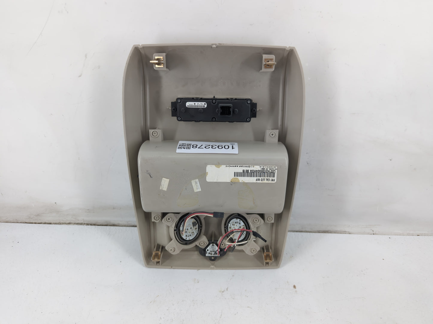 2013 Chrysler Town & Country Overhead Roof Console - Oemusedautoparts1.com