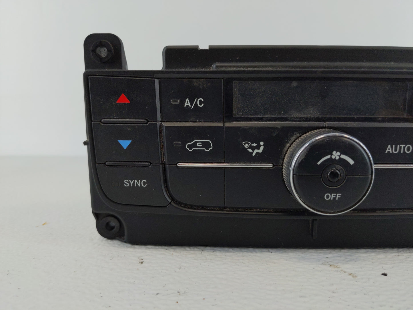 2011-2016 Chrysler Town & Country Climate Control Module Temperature AC/Heater Replacement P/N:55111236AF Fits OEM Used Auto