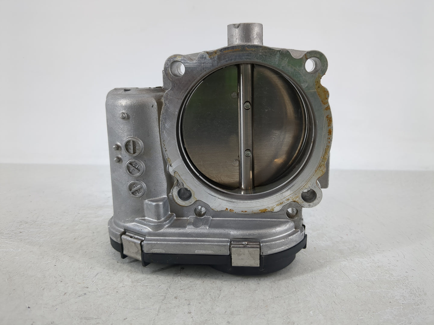 2011-2016 Chrysler Town & Country Throttle Body P/N:05184349AC Fits OEM Used Auto Parts - Oemusedautoparts1.com