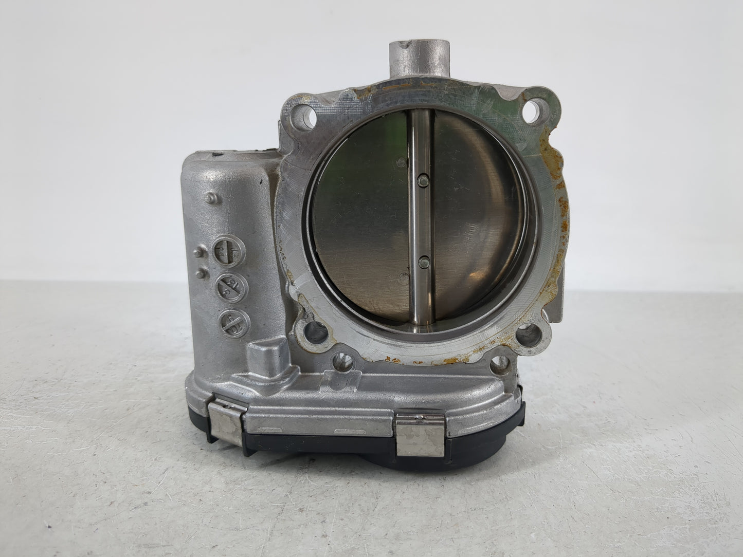 2011-2016 Chrysler Town & Country Throttle Body P/N:05184349AC Fits OEM Used Auto Parts - Oemusedautoparts1.com