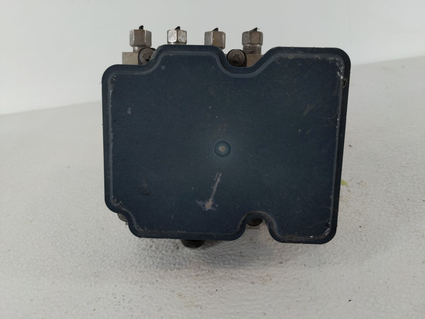 2013 Chrysler Town & Country ABS Pump Control Module Replacement P/N:P68183803AC Fits OEM Used Auto Parts - Oemusedautoparts