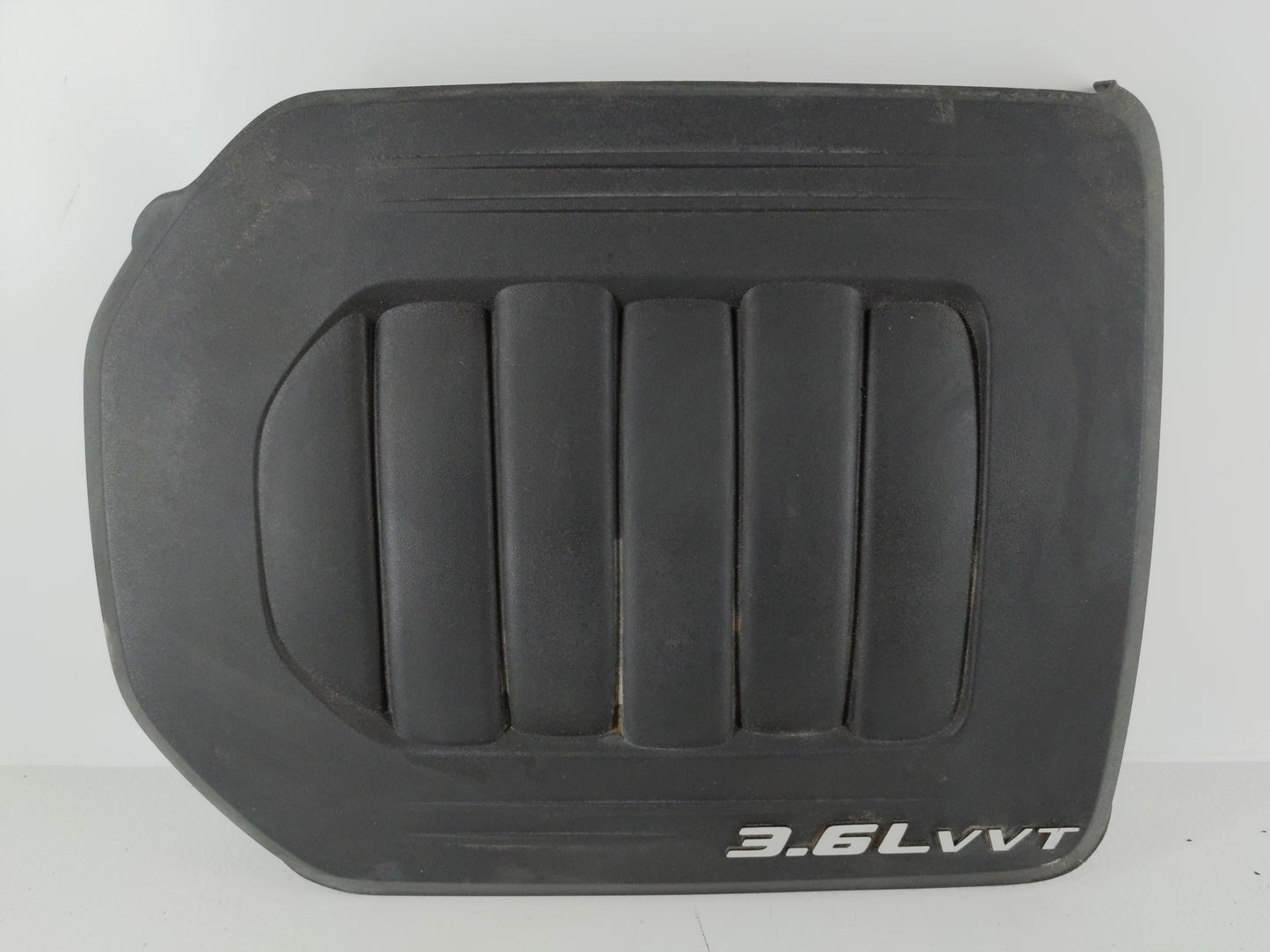 2013 Chrysler Town & Country Engine Cover - Oemusedautoparts1.com