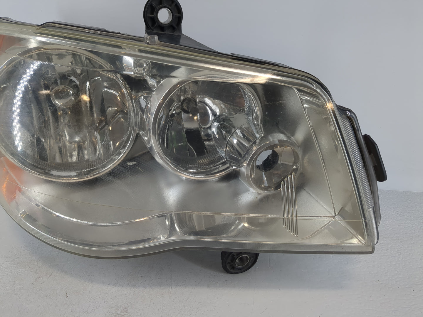 2008 Town & Country Passenger Right Oem Head Light Headlight Lamp - Oemusedautoparts1.com