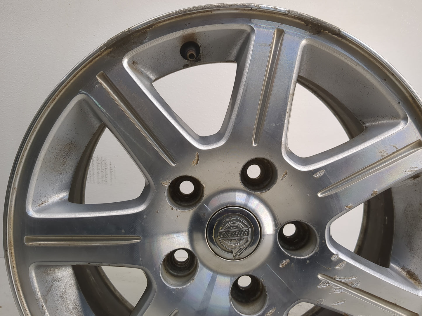 2008-2013 Chrysler Town & Country Oem Wheel Rim - Oemusedautoparts1.com