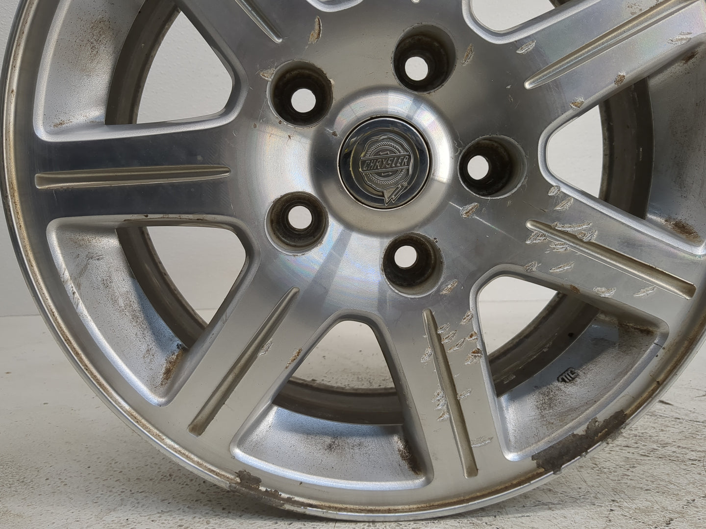 2008-2013 Chrysler Town & Country Oem Wheel Rim - Oemusedautoparts1.com