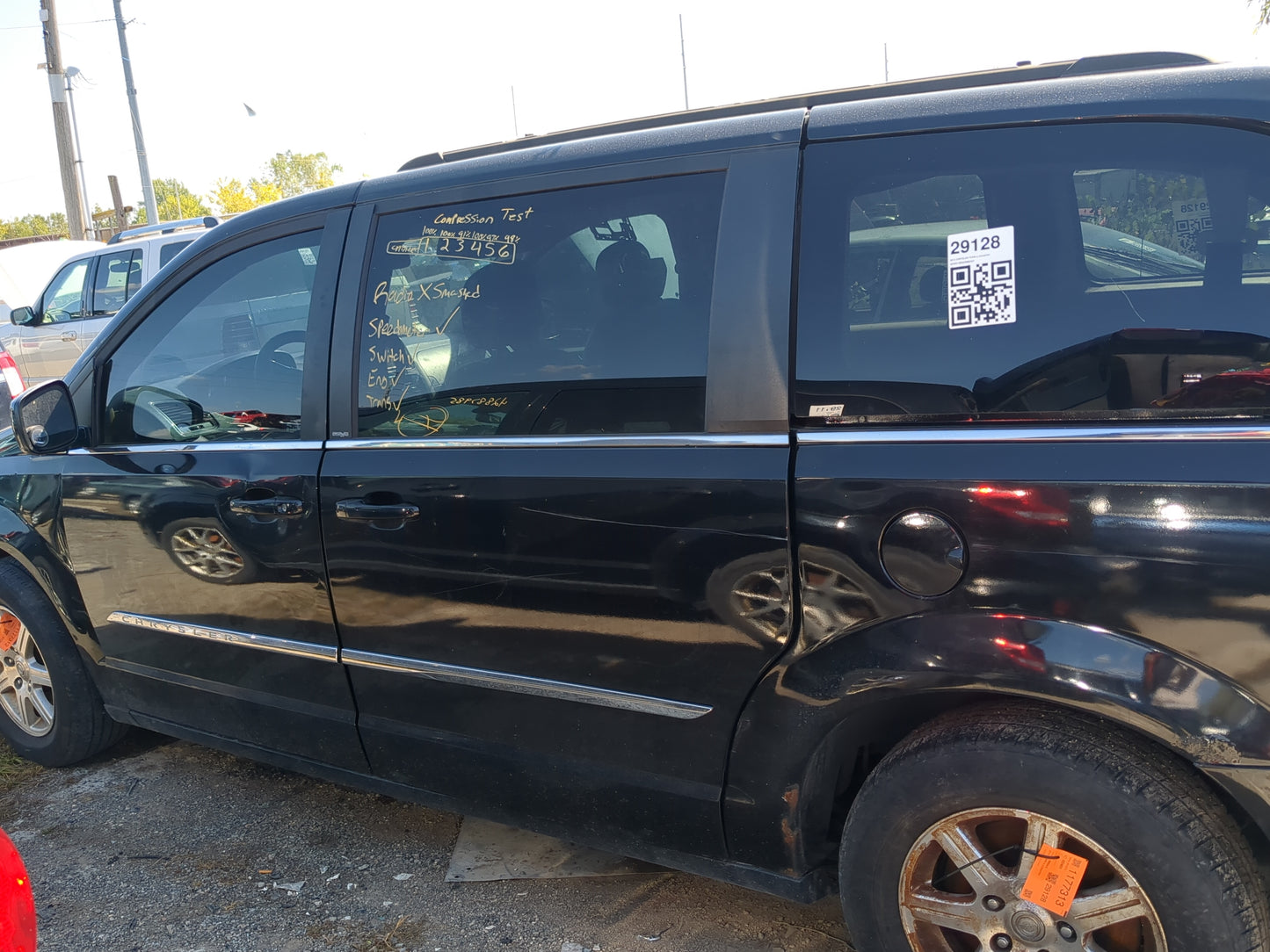 2011-2016 Chrysler Town & Country Driver Rear Door Oem - Oemusedautoparts1.com