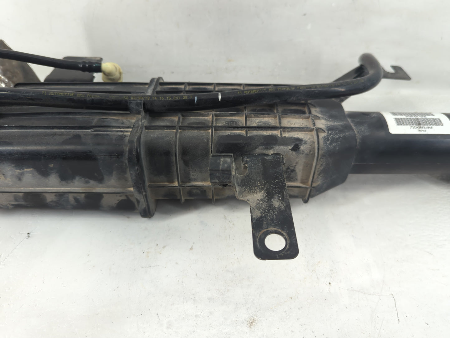 2013 Chrysler Town & Country Fuel Vapor Charcoal Canister - Oemusedautoparts1.com