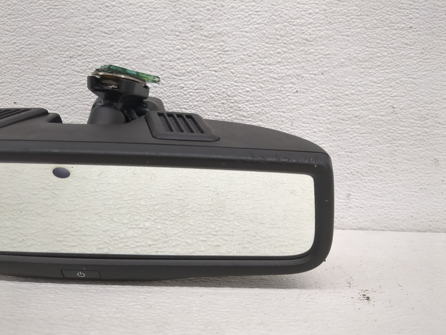 2013-2016 Chrysler Town & Country Interior Rear View Mirror Replacement OEM Fits Fits 2013 2014 2015 2016 2017 OEM Used Auto