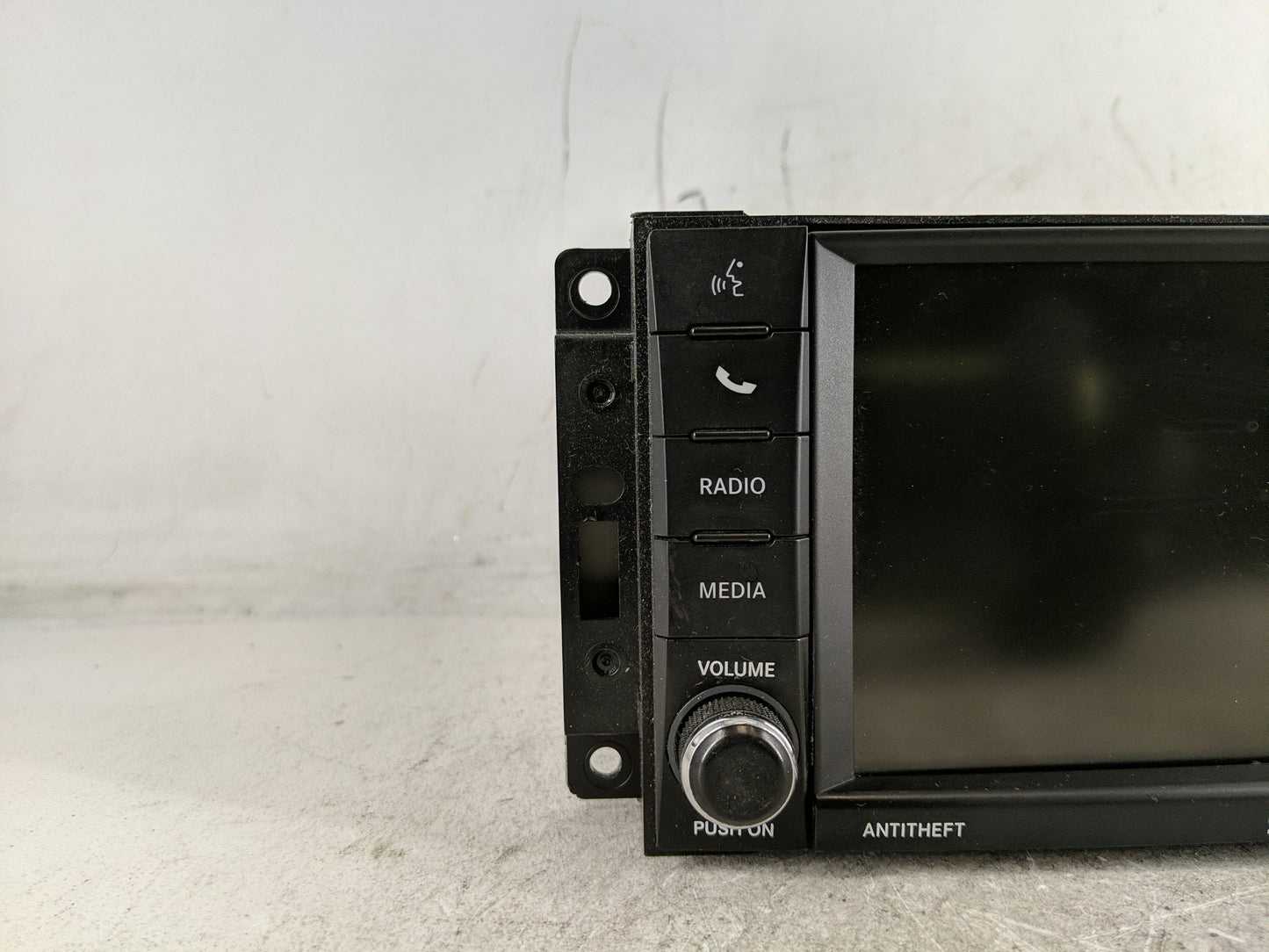 2012-2016 Chrysler Town & Country Radio AM FM Cd Player Receiver Replacement P/N:P05091327AC Fits OEM Used Auto Parts - Oemu