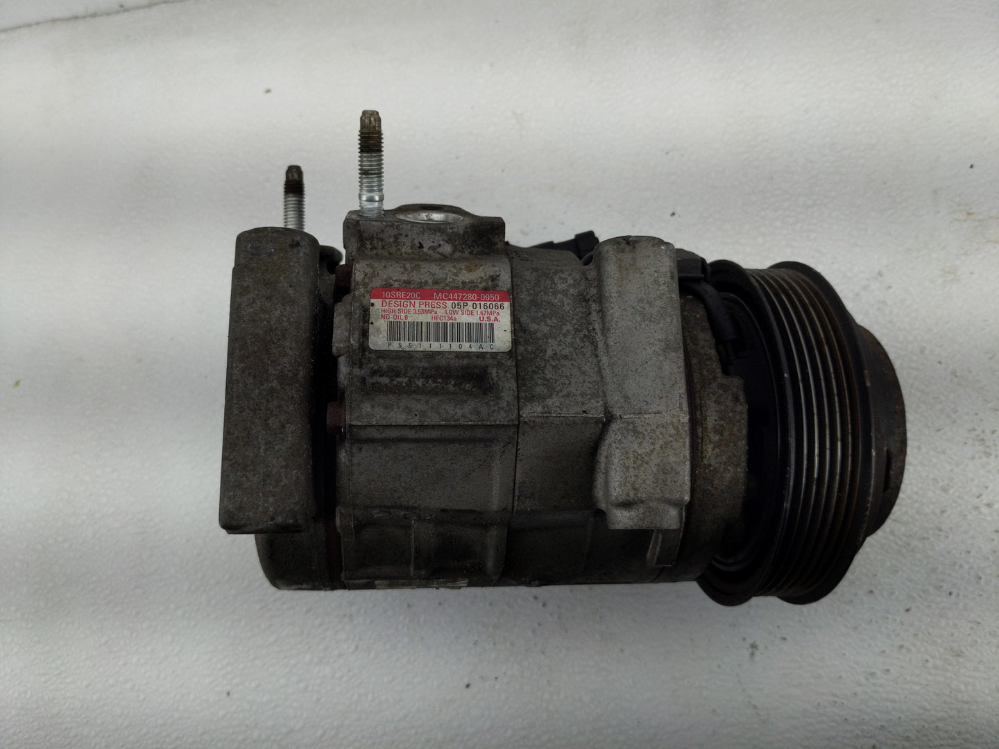 2011-2016 Chrysler Town & Country Air Conditioning A/c Ac Compressor Oem - Oemusedautoparts1.com