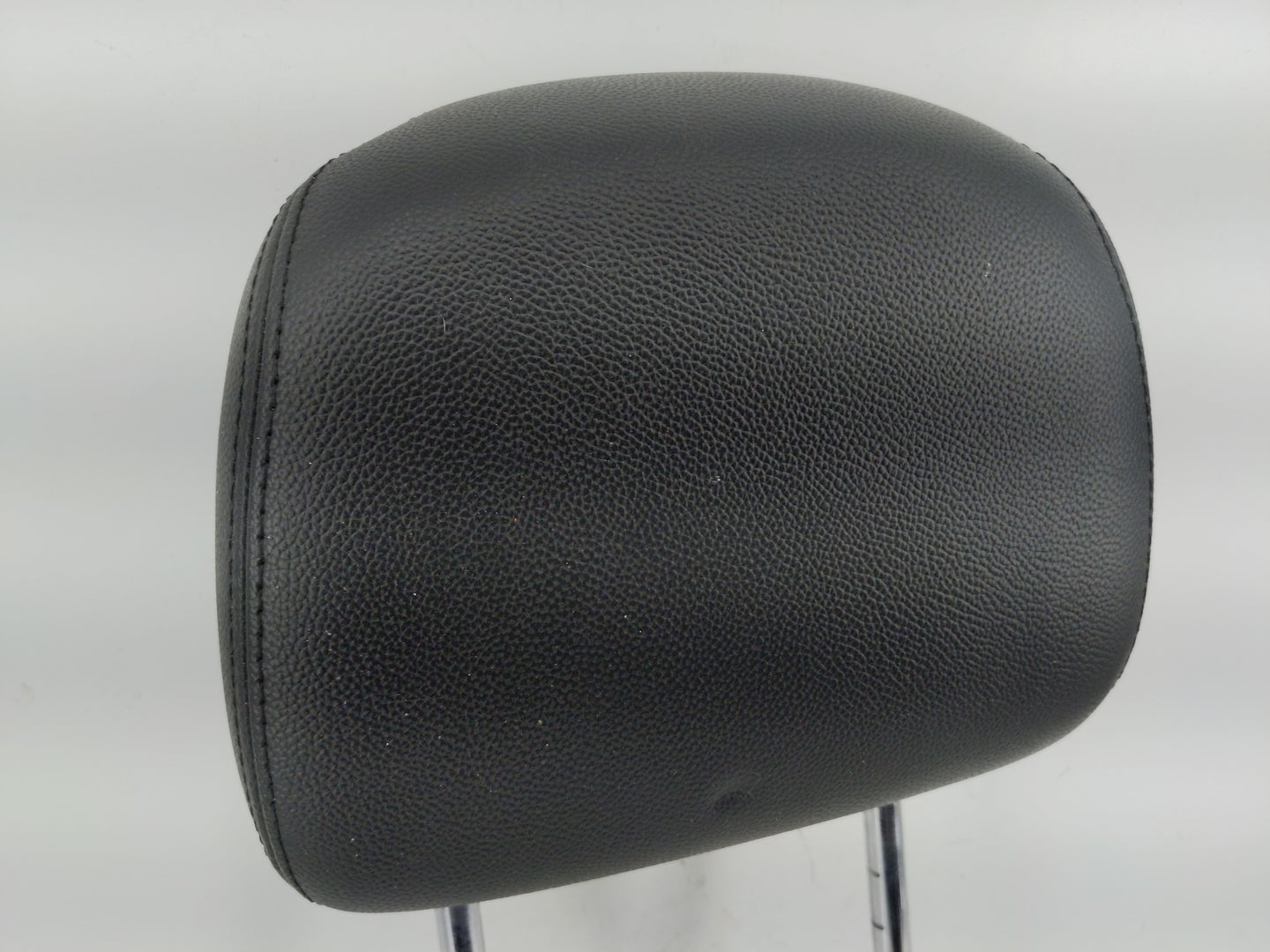 2013 Chrysler Town & Country Headrest Head Rest Front Driver Passenger Seat Fits Fits 2005 OEM Used Auto Parts - Oemusedauto