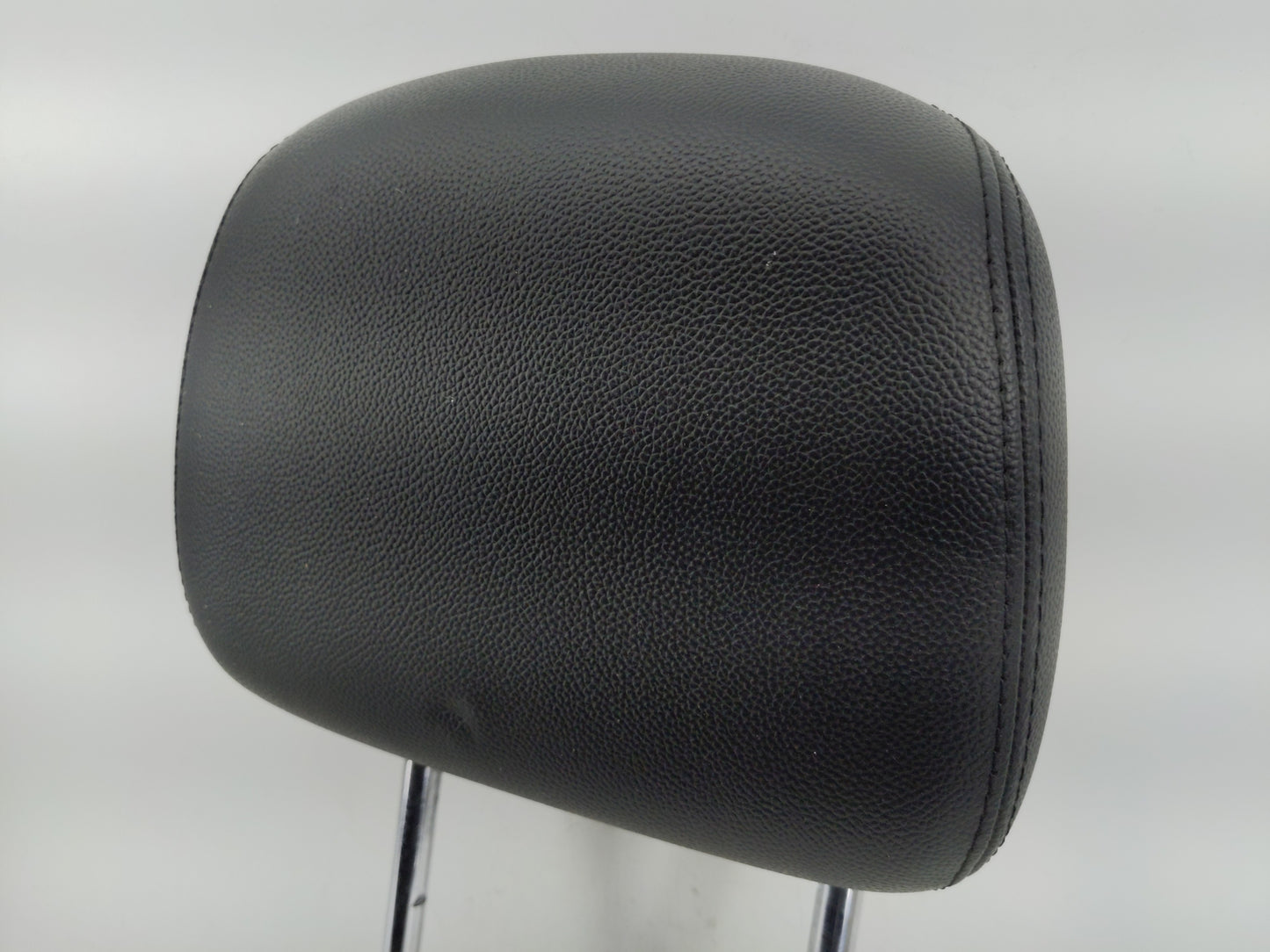 2013 Chrysler Town & Country Headrest Head Rest Front Driver Passenger Seat Fits Fits 2005 OEM Used Auto Parts - Oemusedauto