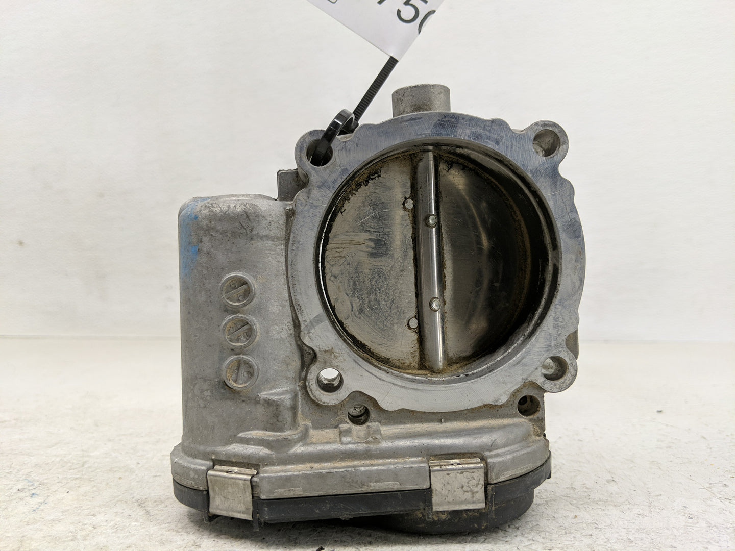 2011-2016 Chrysler Town & Country Throttle Body P/N:0 280 750 570 05184349A0 Fits OEM Used Auto Parts - Oemusedautoparts1.co
