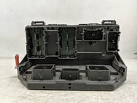 2013 Chrysler Town & Country Fusebox Fuse Box Panel Relay Module P/N:RT032542I9 68163904AB Fits OEM Used Auto Parts - Oemuse