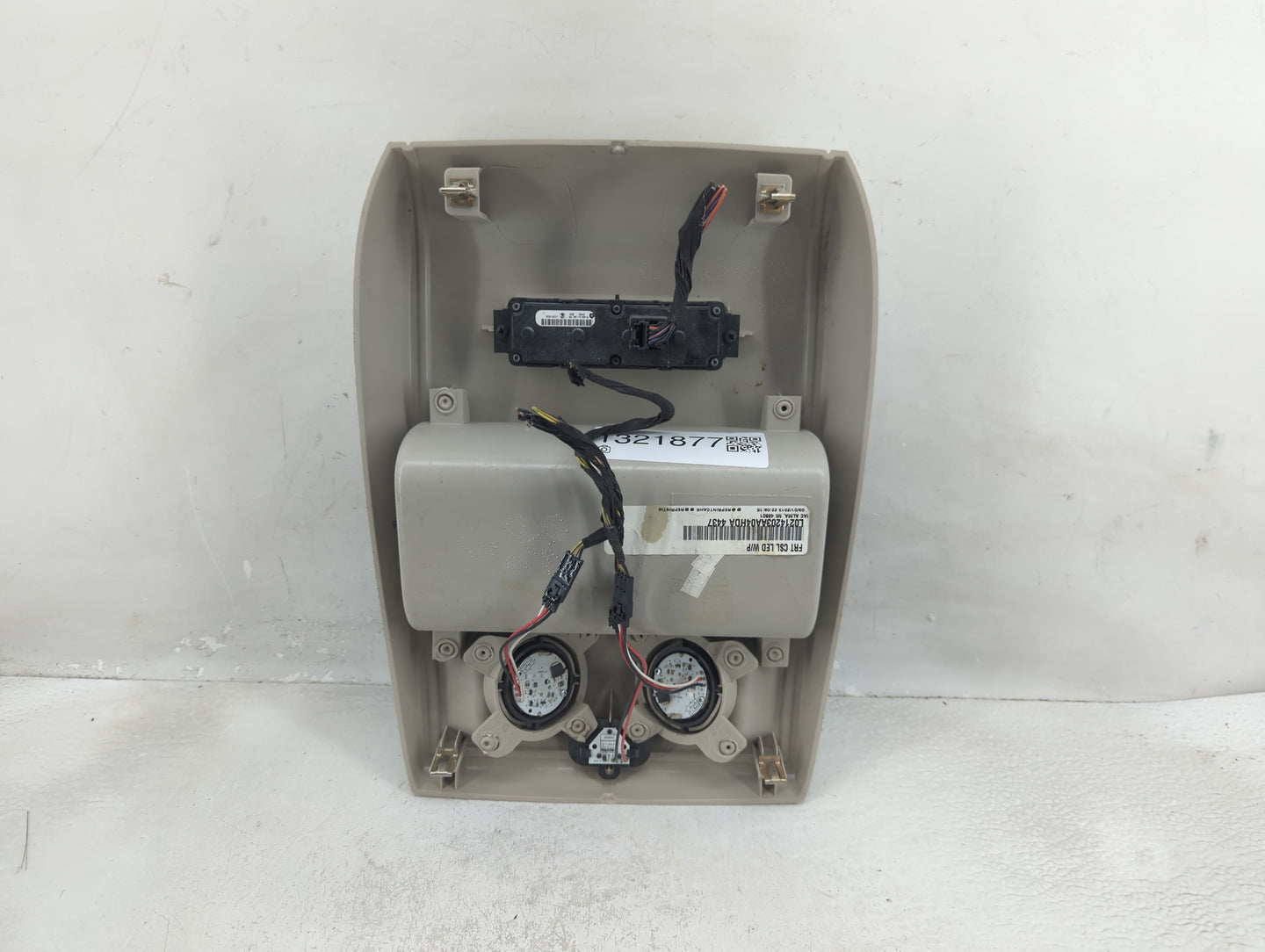 2013 Chrysler Town & Country Overhead Roof Console - Oemusedautoparts1.com
