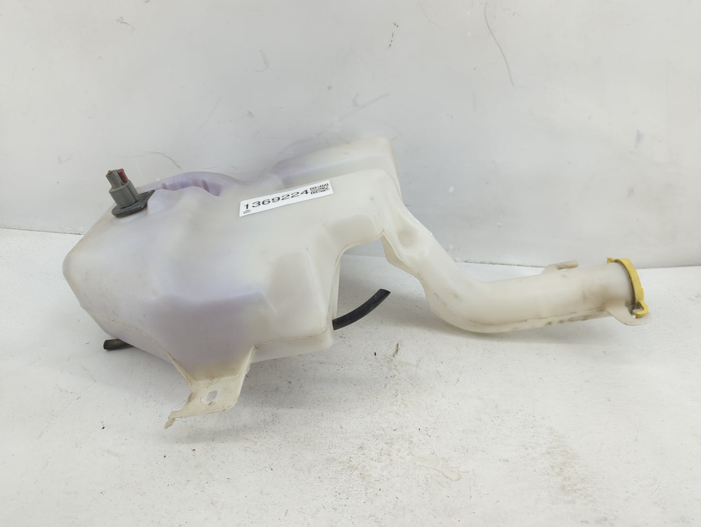 2011 Town & Country Windshield Washer Fluid Reservoir Bottle Oem - Oemusedautoparts1.com